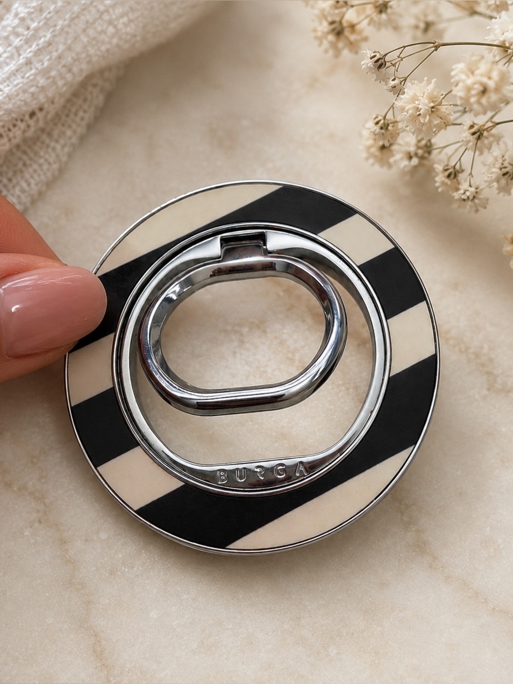 BURGA MagSafe Black & Cream Striped Phone Ring Holder